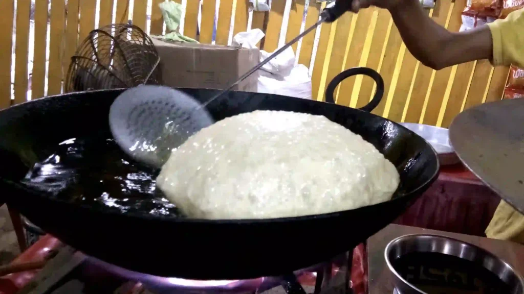Making of Bhature